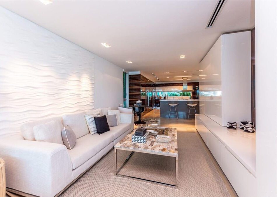 Tropical Millwork in Living Space