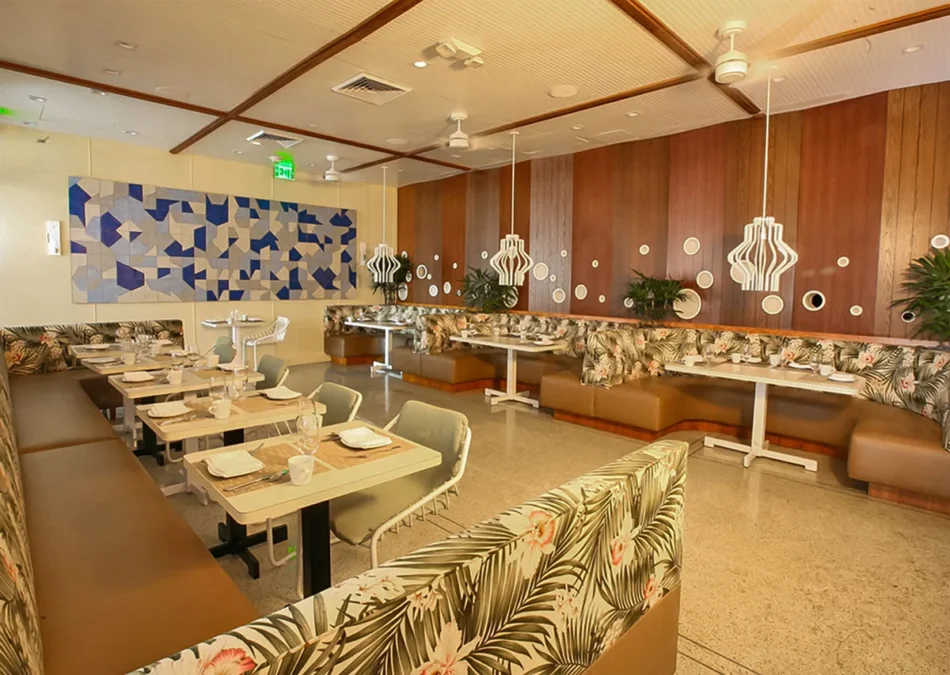 Custom Restaurant Lounge